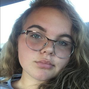 Meet your Posher, Devon